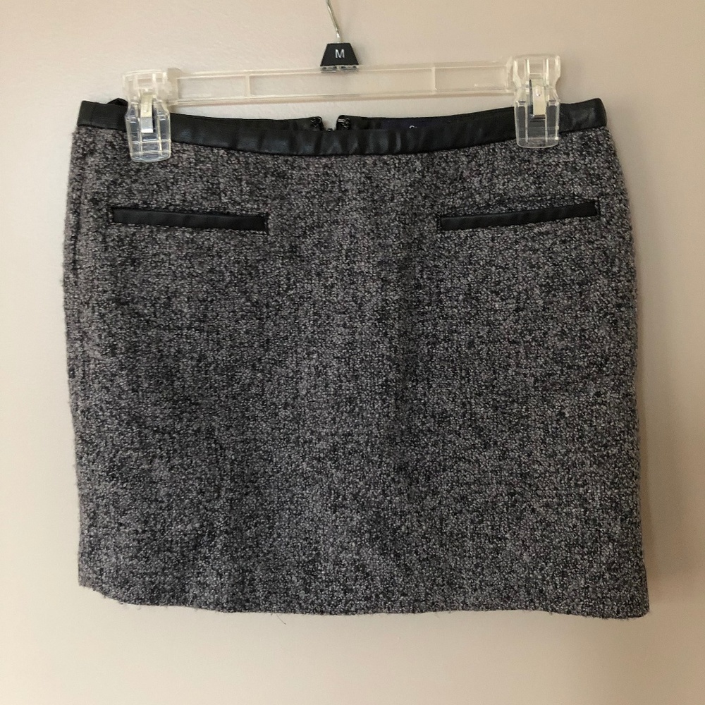 Low Rise Knit Skirt